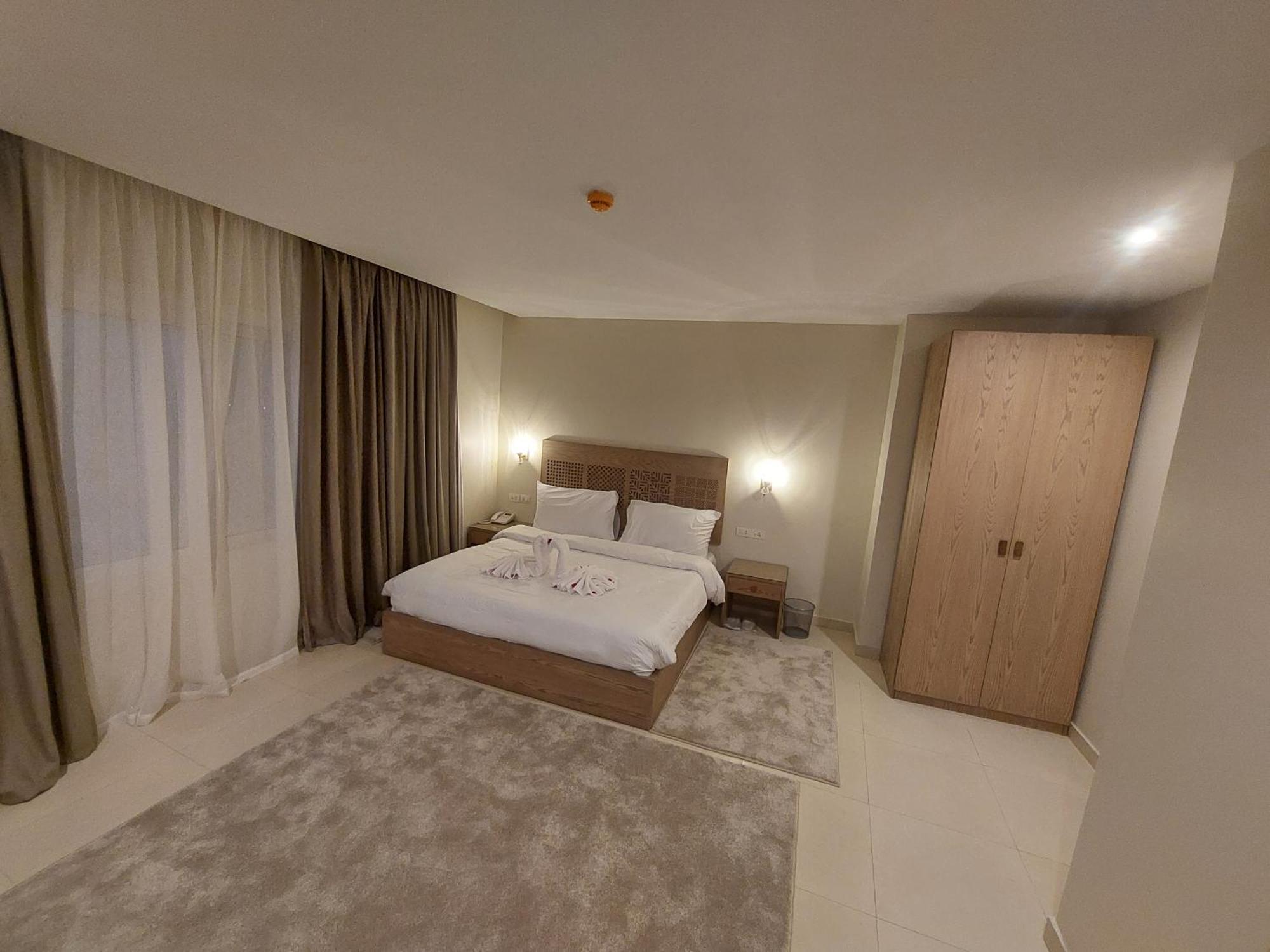 Kafret el-Gabal Doudou Pyramids View Hotel מראה חיצוני תמונה