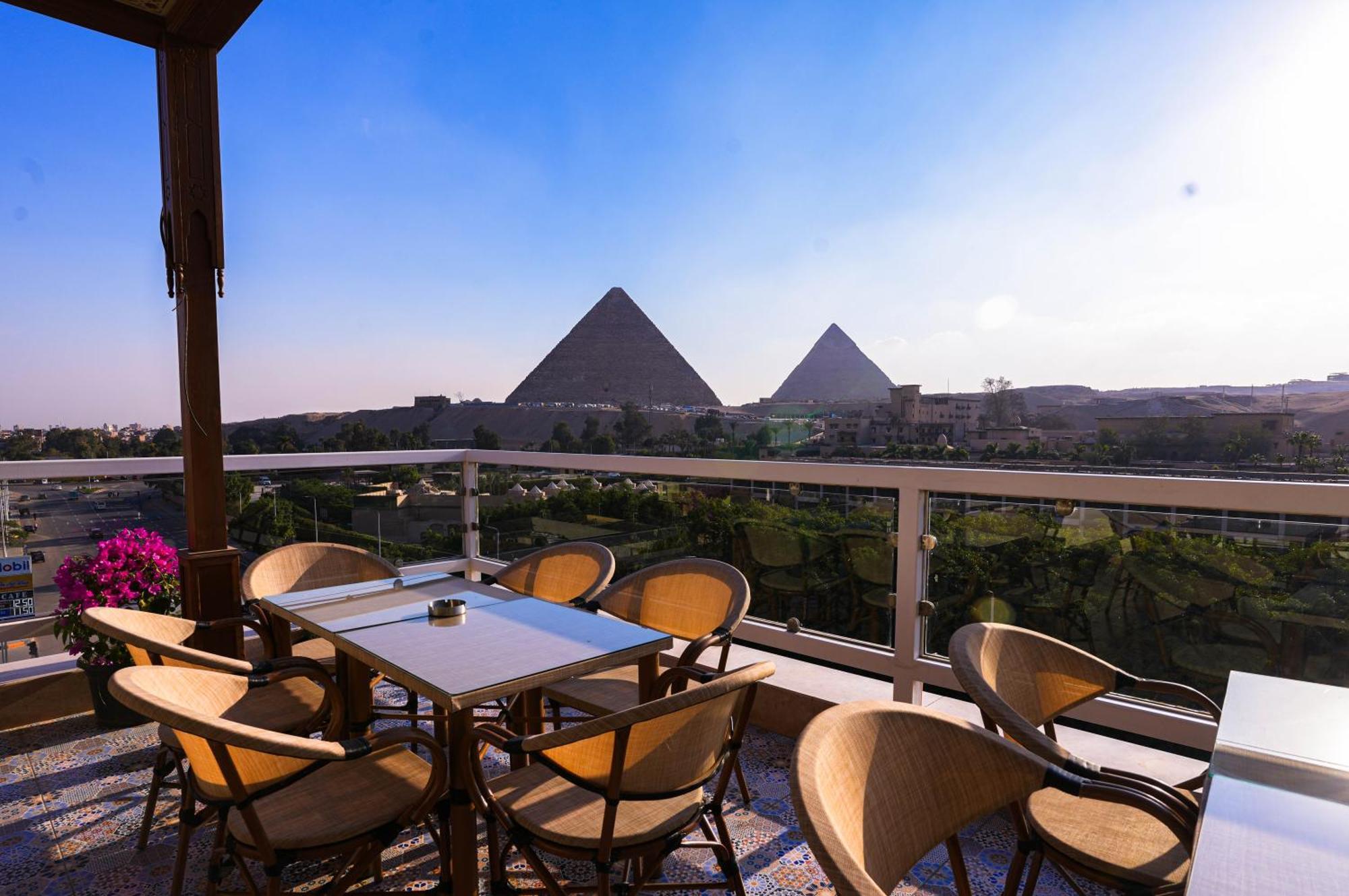Kafret el-Gabal Doudou Pyramids View Hotel מראה חיצוני תמונה