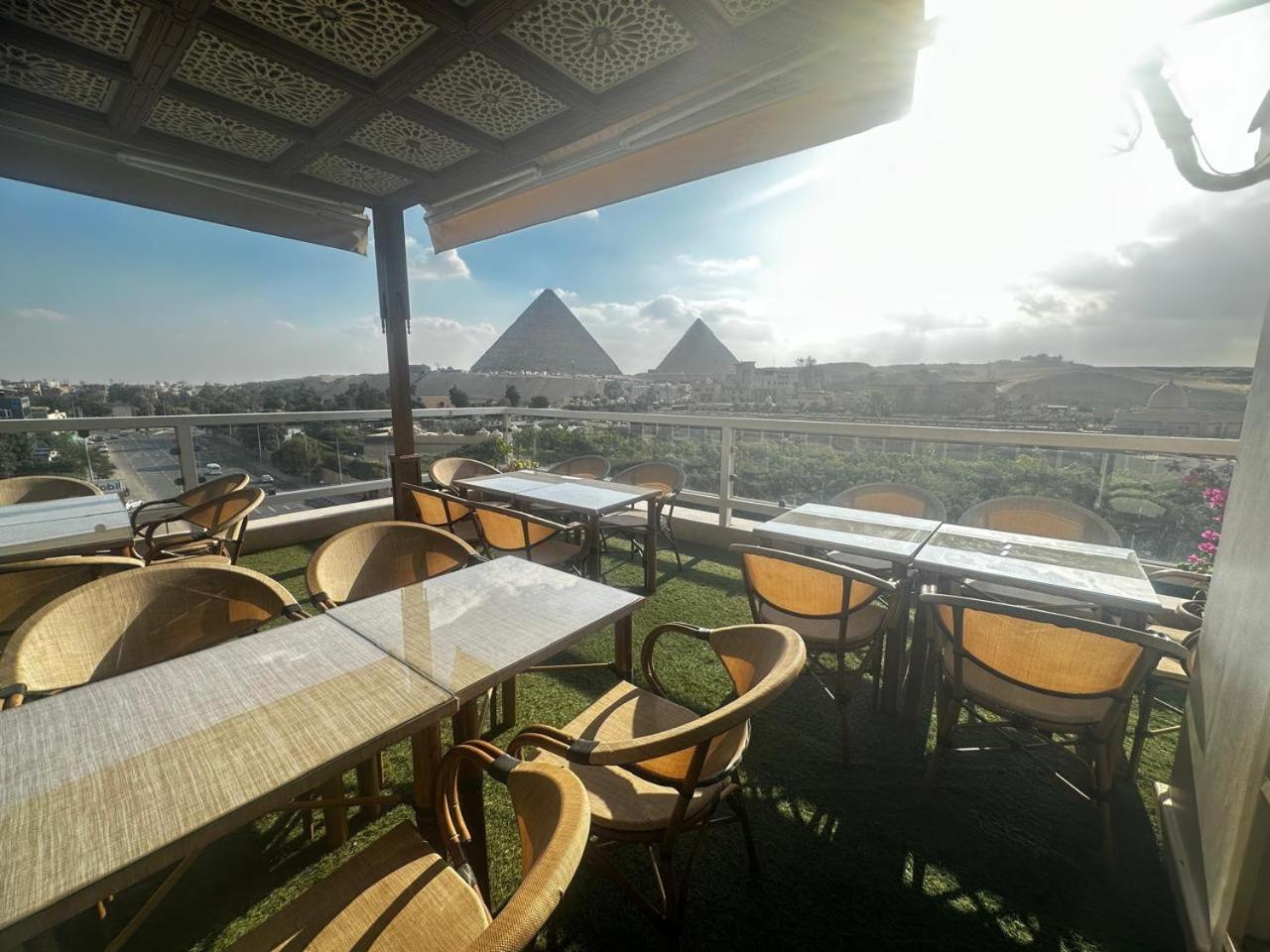 Kafret el-Gabal Doudou Pyramids View Hotel מראה חיצוני תמונה