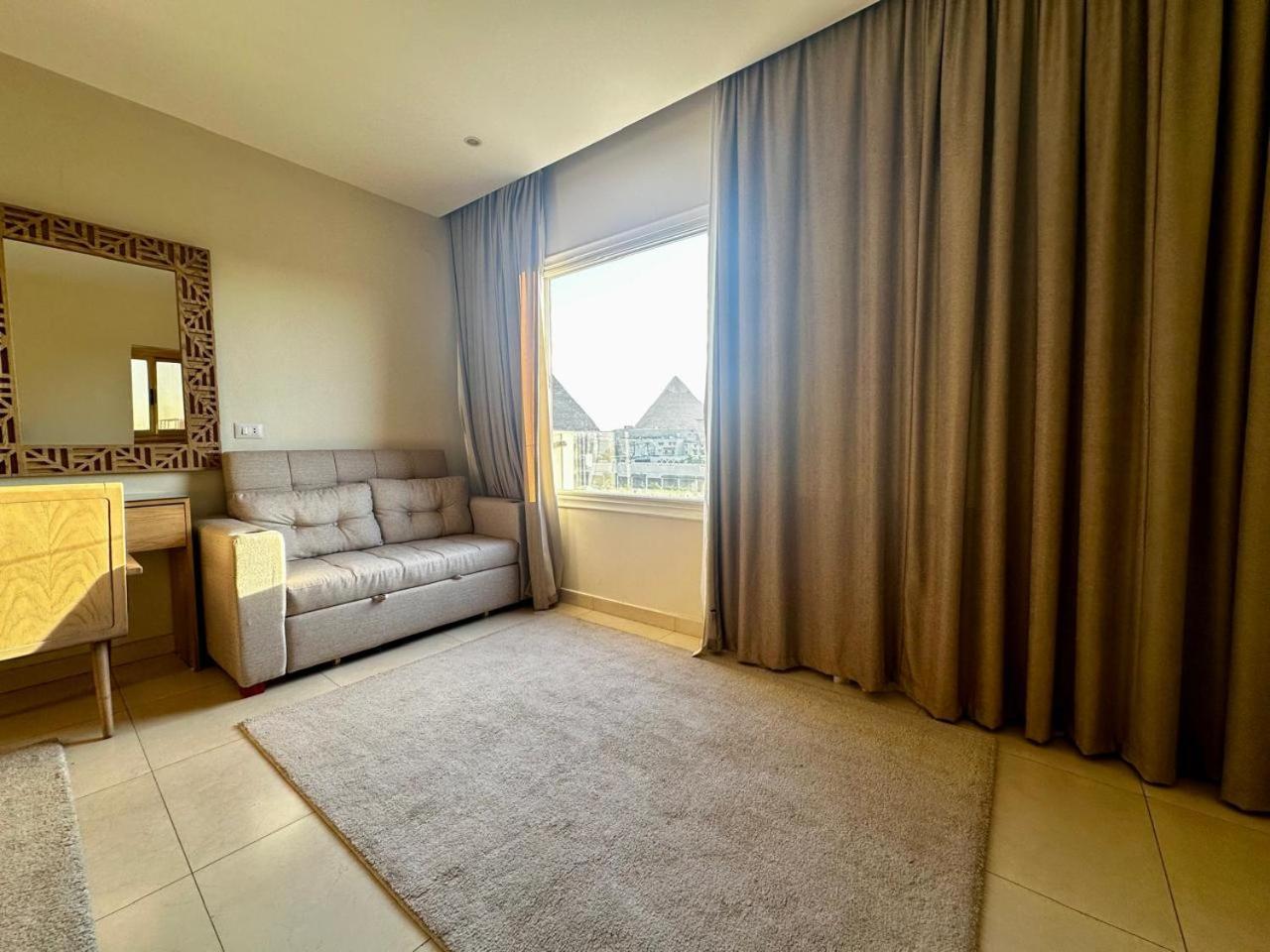 Kafret el-Gabal Doudou Pyramids View Hotel מראה חיצוני תמונה