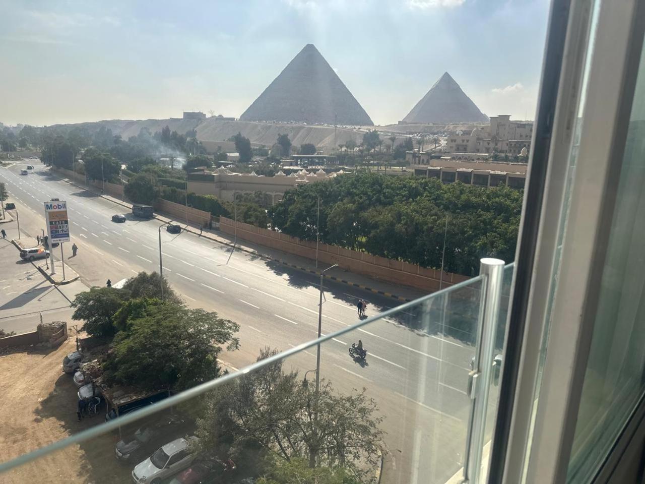 Kafret el-Gabal Doudou Pyramids View Hotel מראה חיצוני תמונה