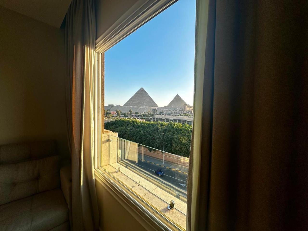 Kafret el-Gabal Doudou Pyramids View Hotel מראה חיצוני תמונה