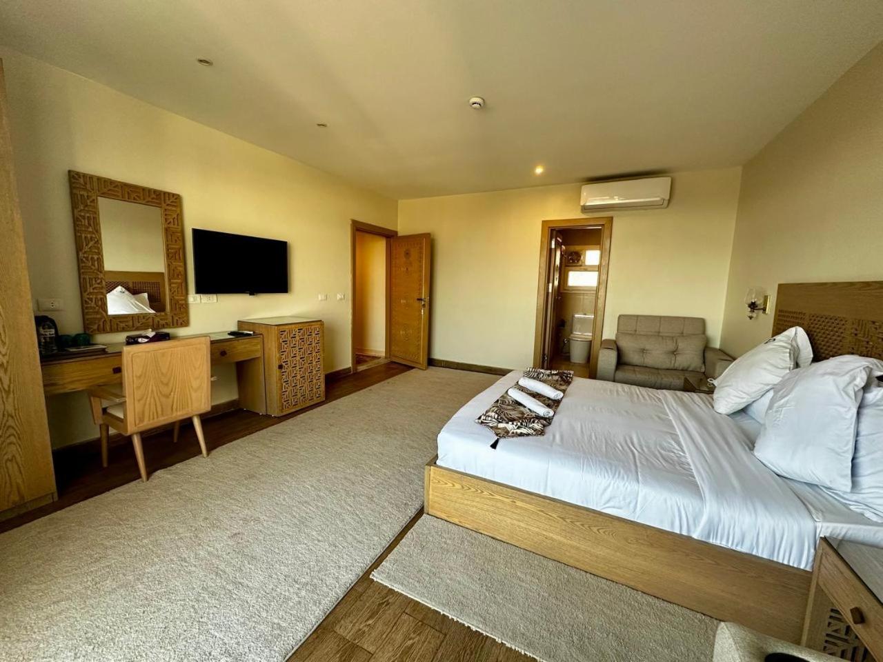 Kafret el-Gabal Doudou Pyramids View Hotel מראה חיצוני תמונה