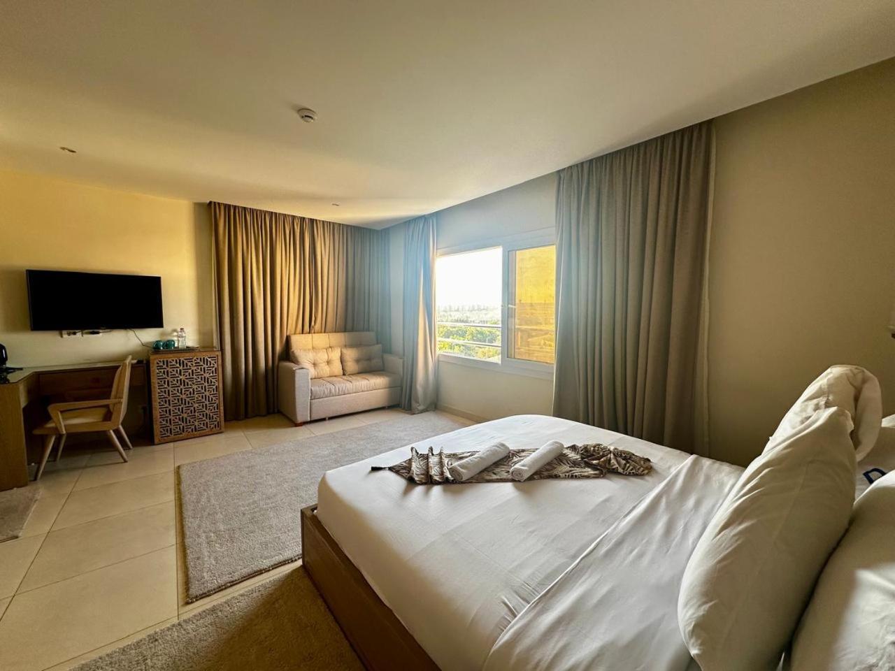 Kafret el-Gabal Doudou Pyramids View Hotel מראה חיצוני תמונה