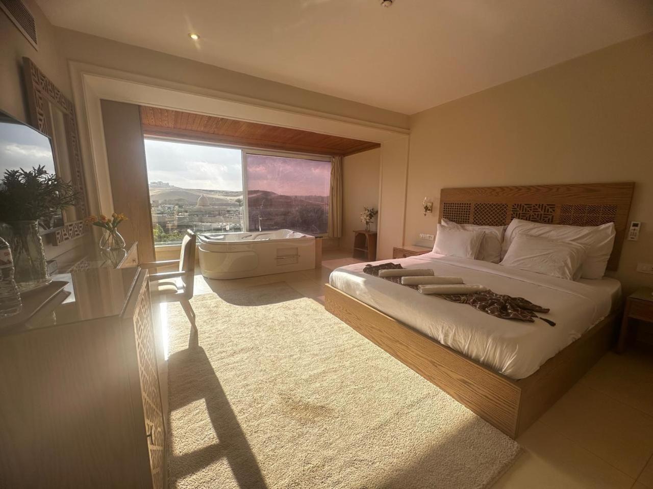 Kafret el-Gabal Doudou Pyramids View Hotel מראה חיצוני תמונה