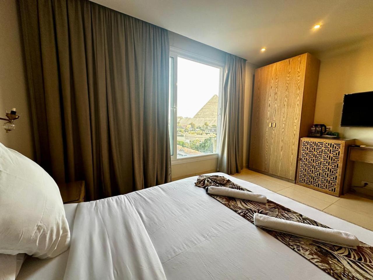 Kafret el-Gabal Doudou Pyramids View Hotel מראה חיצוני תמונה